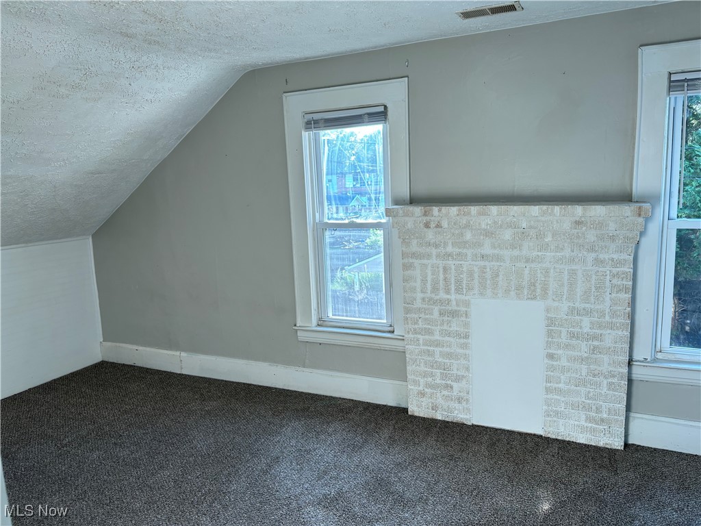 Elletson Adn - Residential