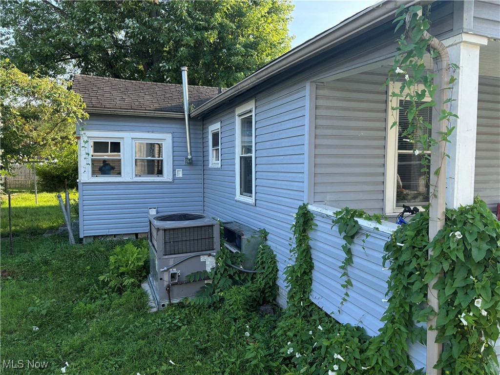 Elletson Adn - Residential