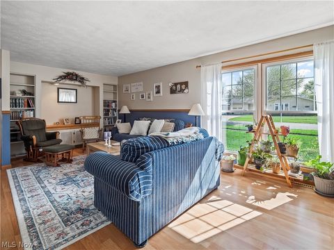 Tiny photo for 760 Trotter Lane, Berea, OH 44017 (MLS # 5203060)