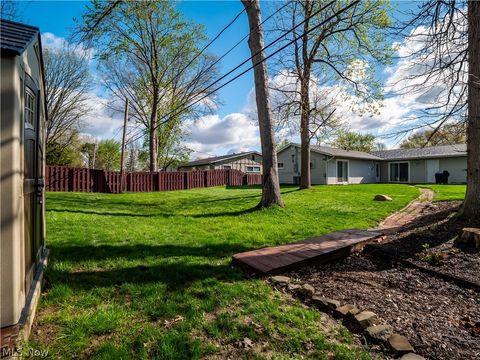 Tiny photo for 760 Trotter Lane, Berea, OH 44017 (MLS # 5203060)