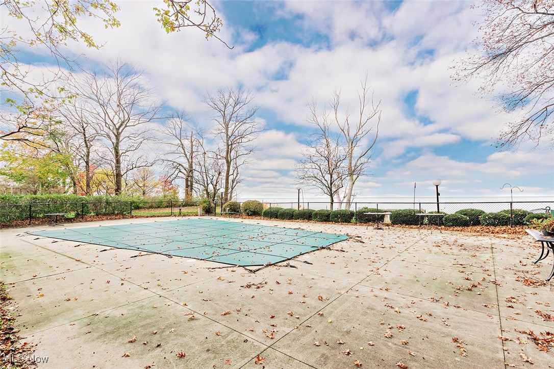 Bonneville Tower Condo - Residential