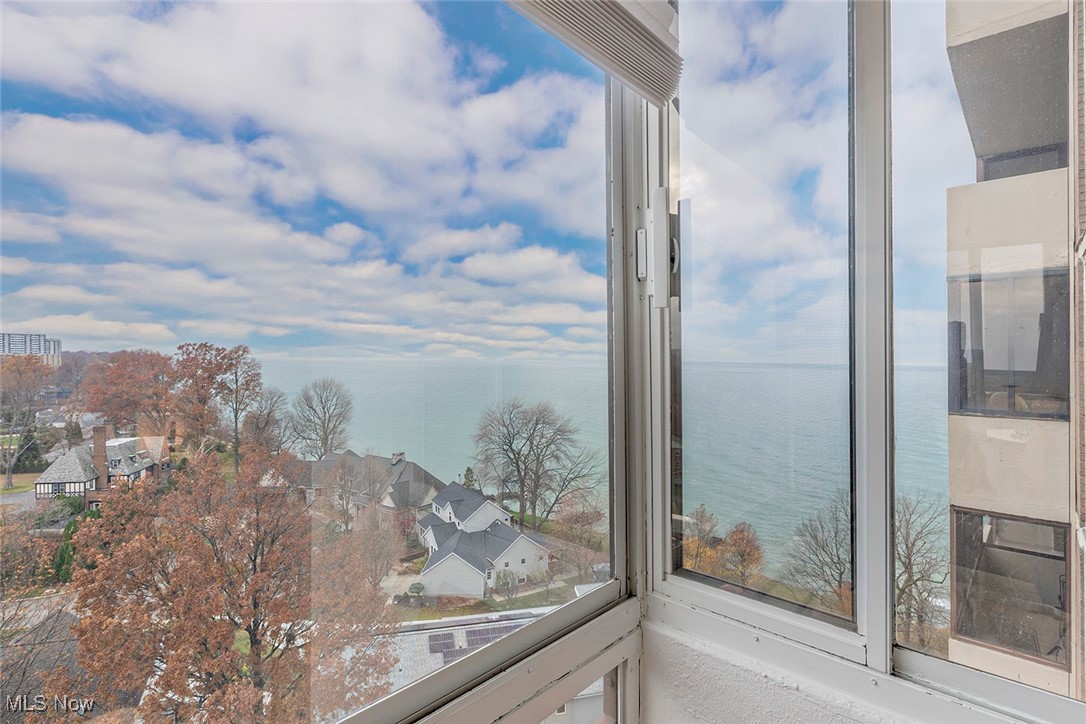 Bonneville Tower Condo - Residential