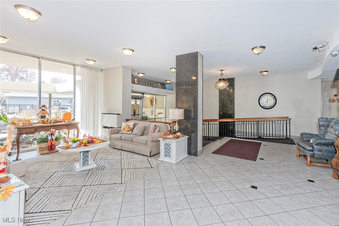 Bonneville Tower Condo - Residential