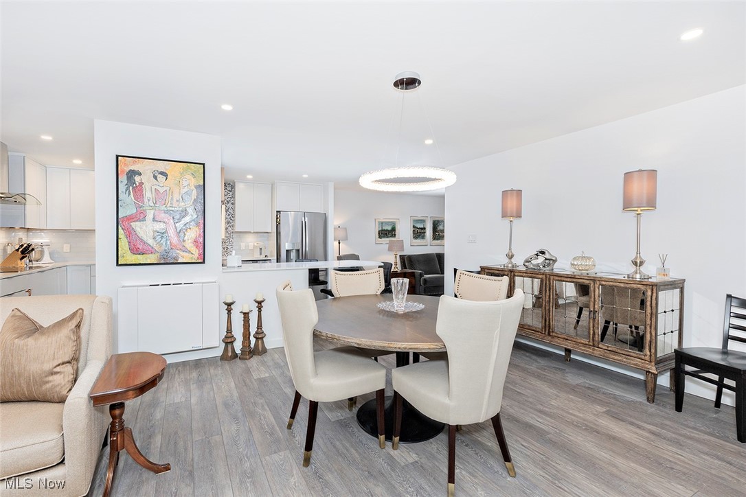 Bonneville Tower Condo - Residential