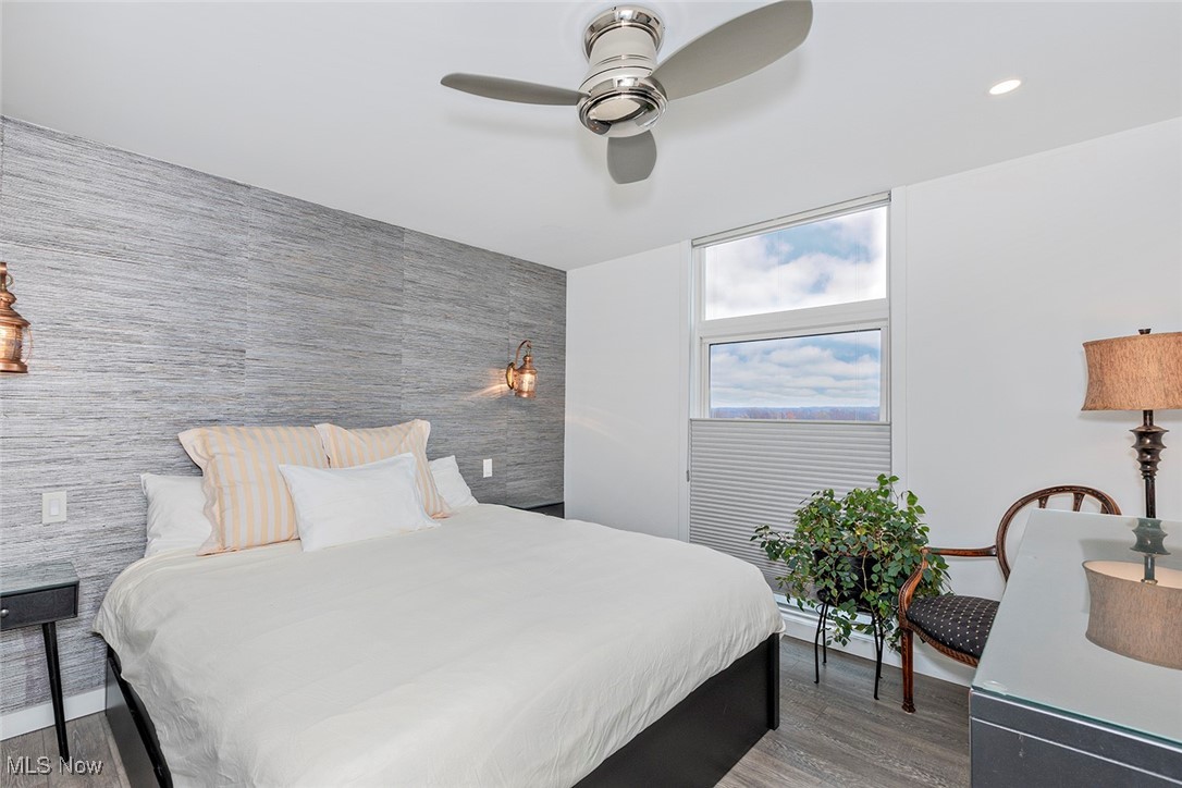 Bonneville Tower Condo - Residential