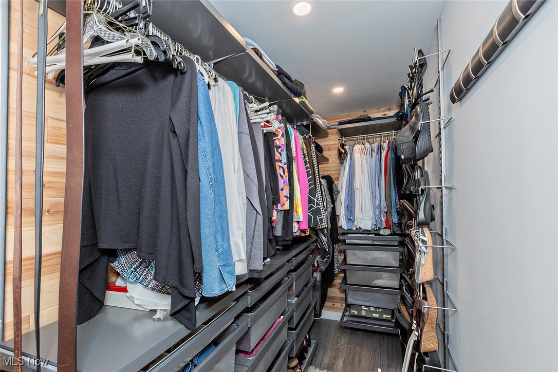 Bonneville Tower Condo - Residential