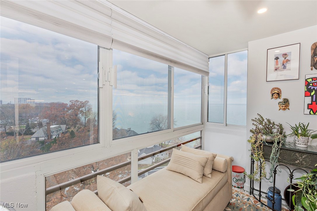 Bonneville Tower Condo - Residential