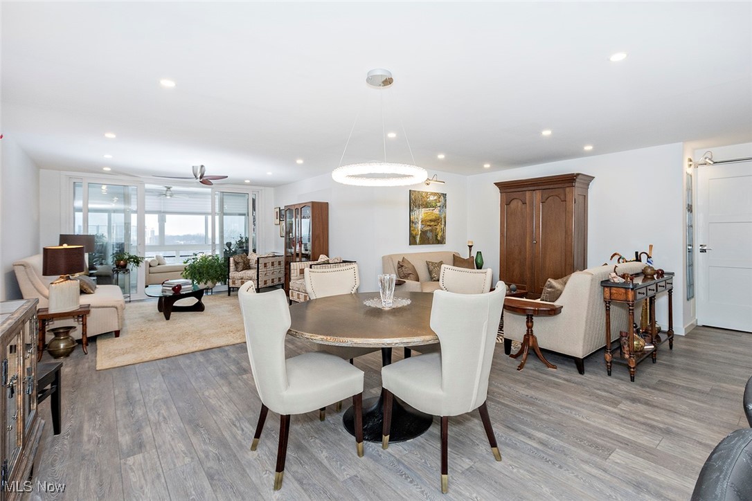 Bonneville Tower Condo - Residential