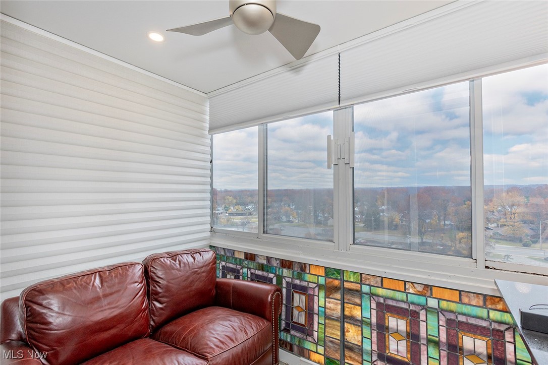 Bonneville Tower Condo - Residential