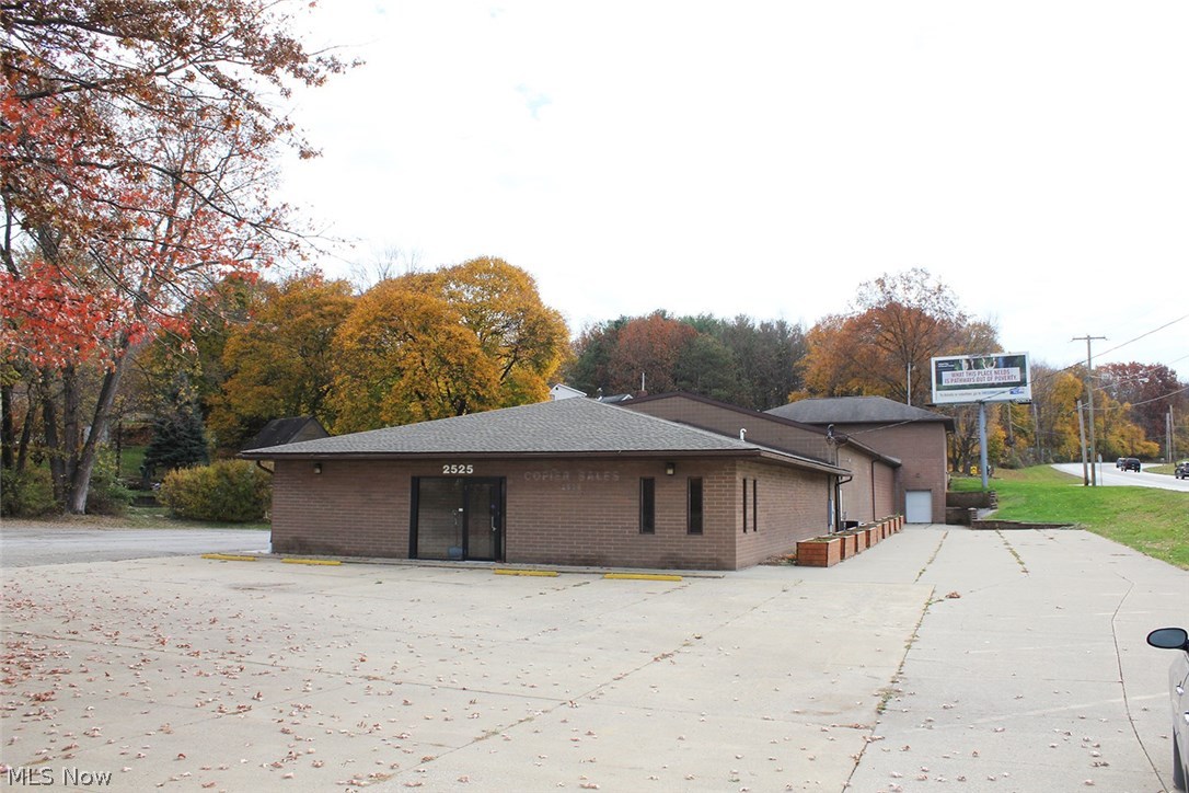 Tuscarawas Park - Commercial Sale