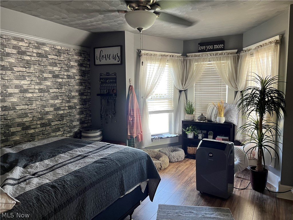 Connecticut Western Reserve - Residential