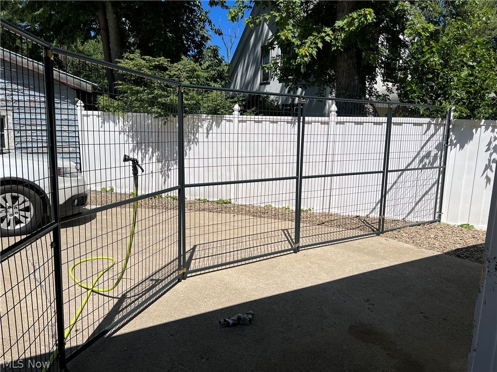 Connecticut Western Reserve - Residential