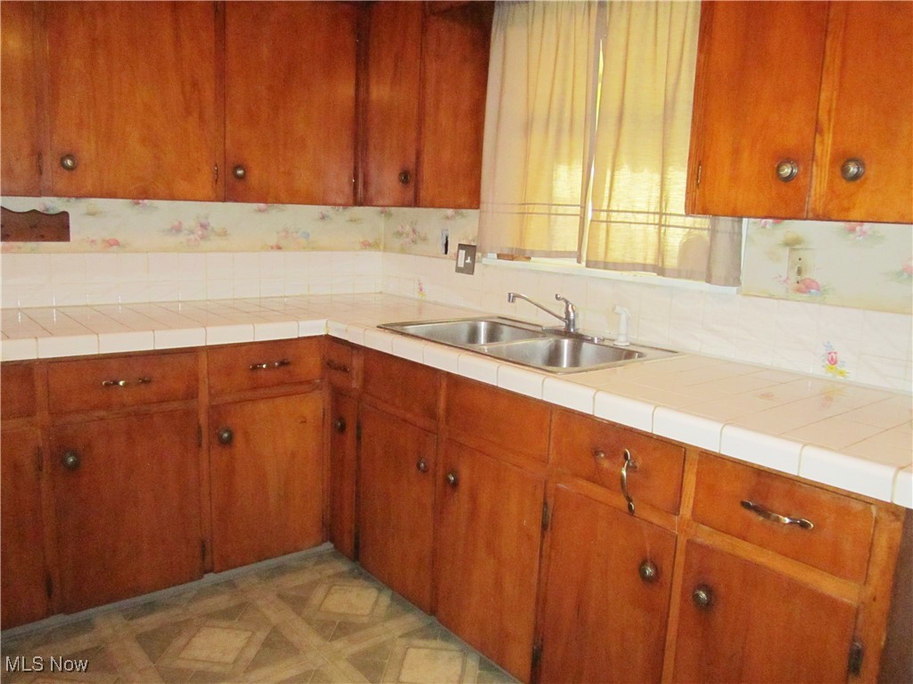 Young L A - Residential