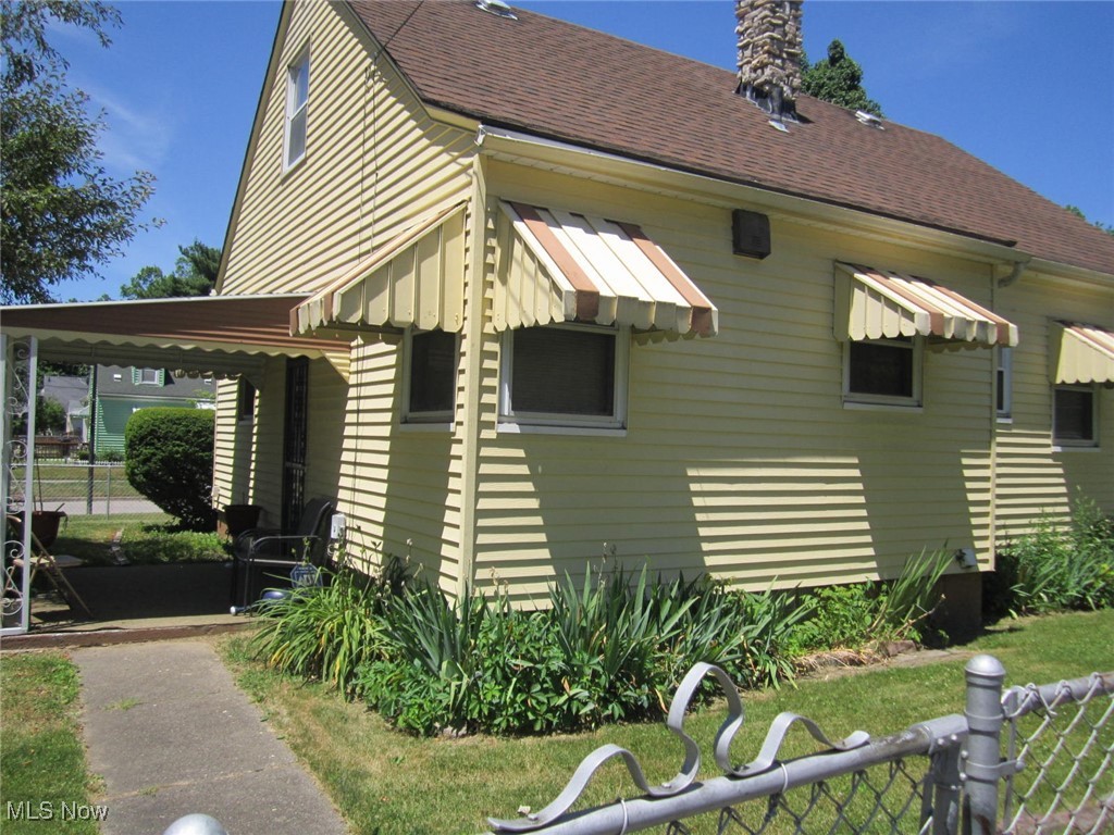 Young L A - Residential