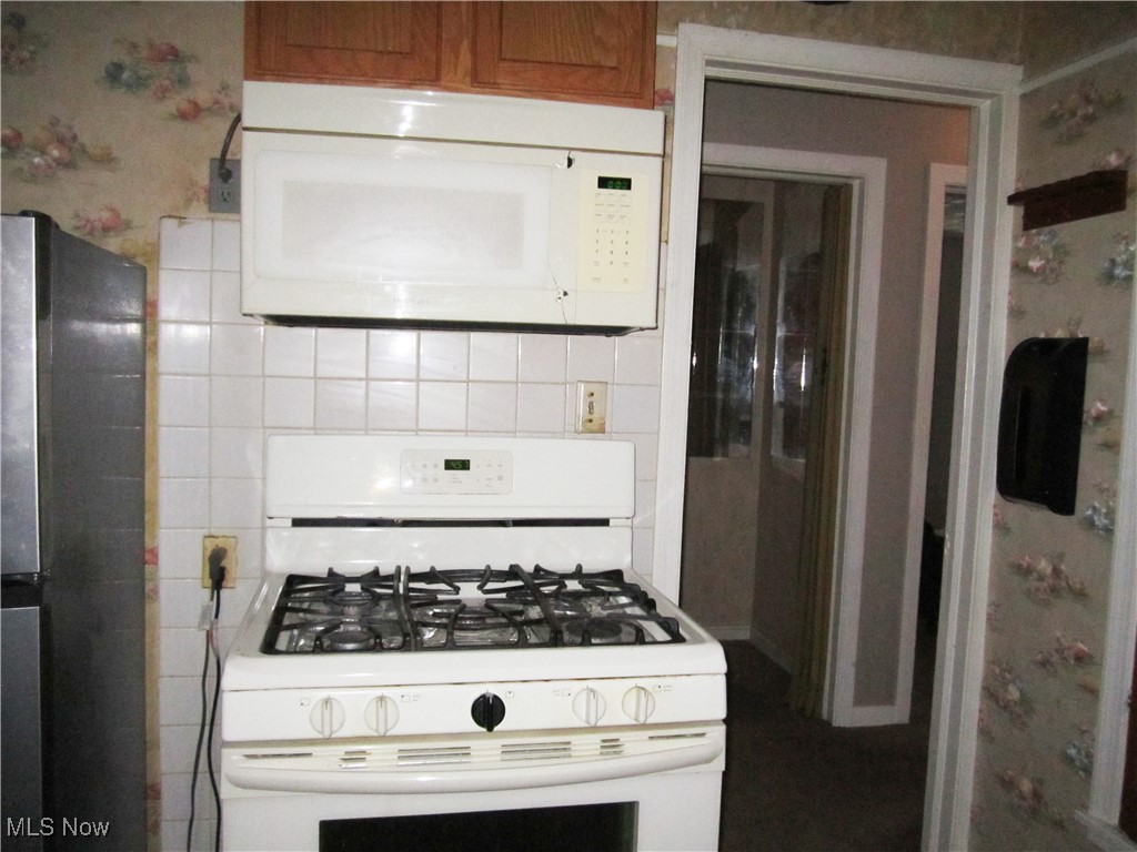 Young L A - Residential