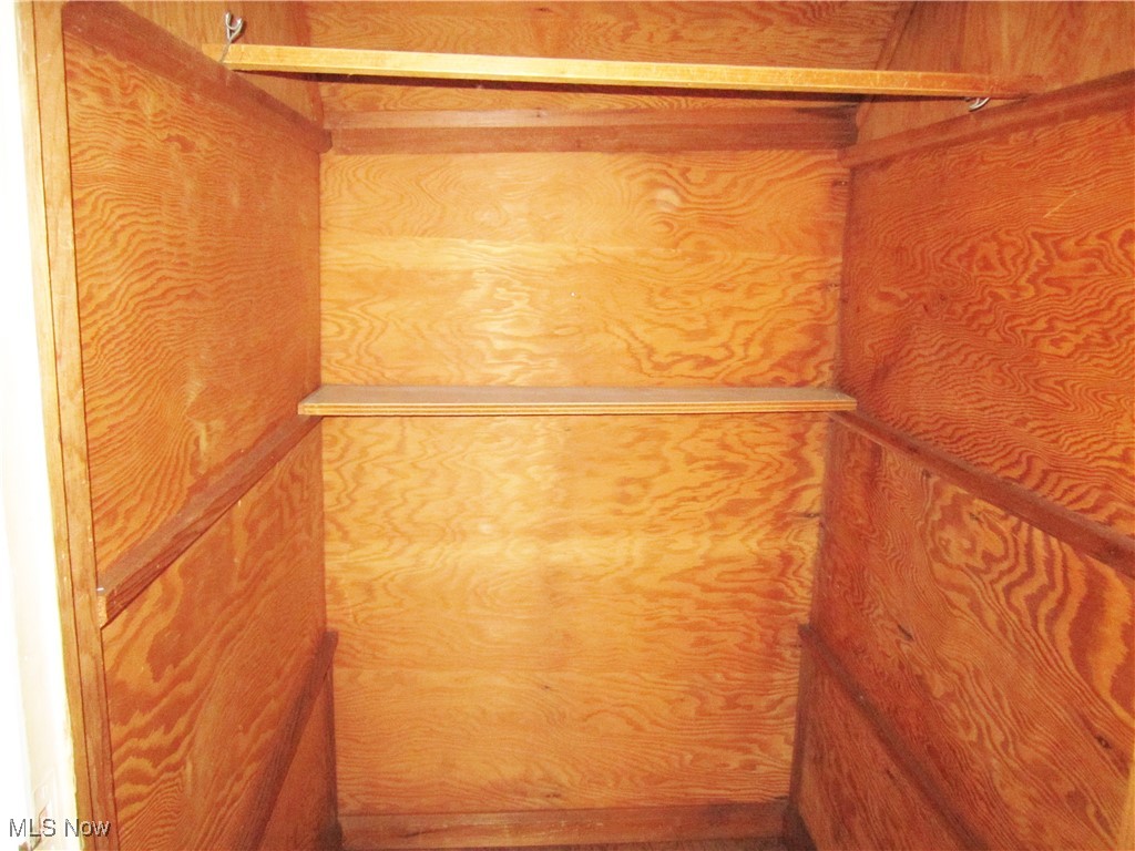 Young L A - Residential