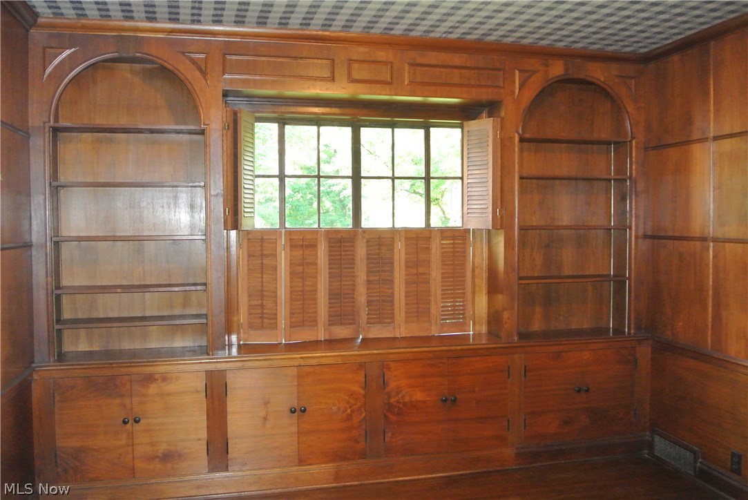 Merriman Heights - Residential Lease