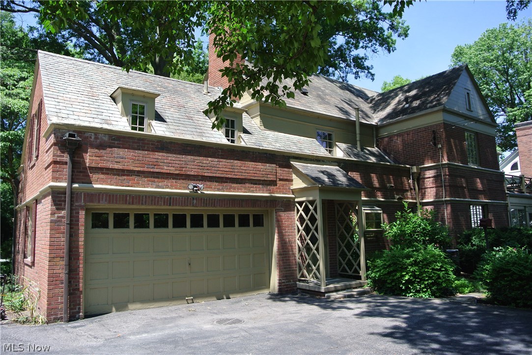 Merriman Heights - Residential Lease