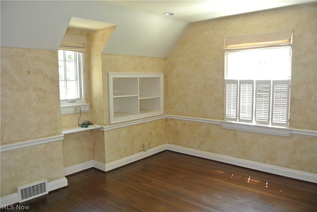 Merriman Heights - Residential Lease