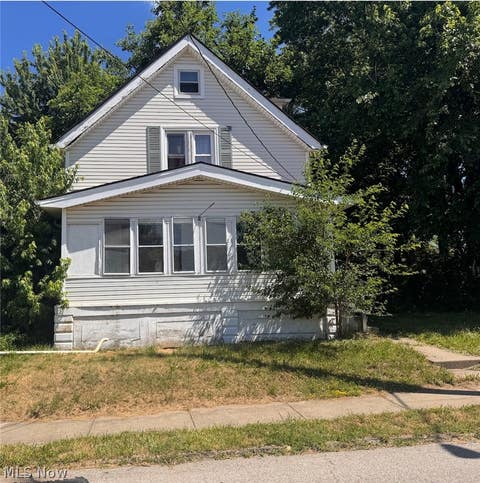 Homes For Sale - 7415 Canton Avenue<br/> Cleveland, OH 44105