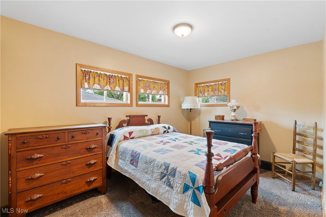 2184 Lynn Drive, Akron, Ohio image 16