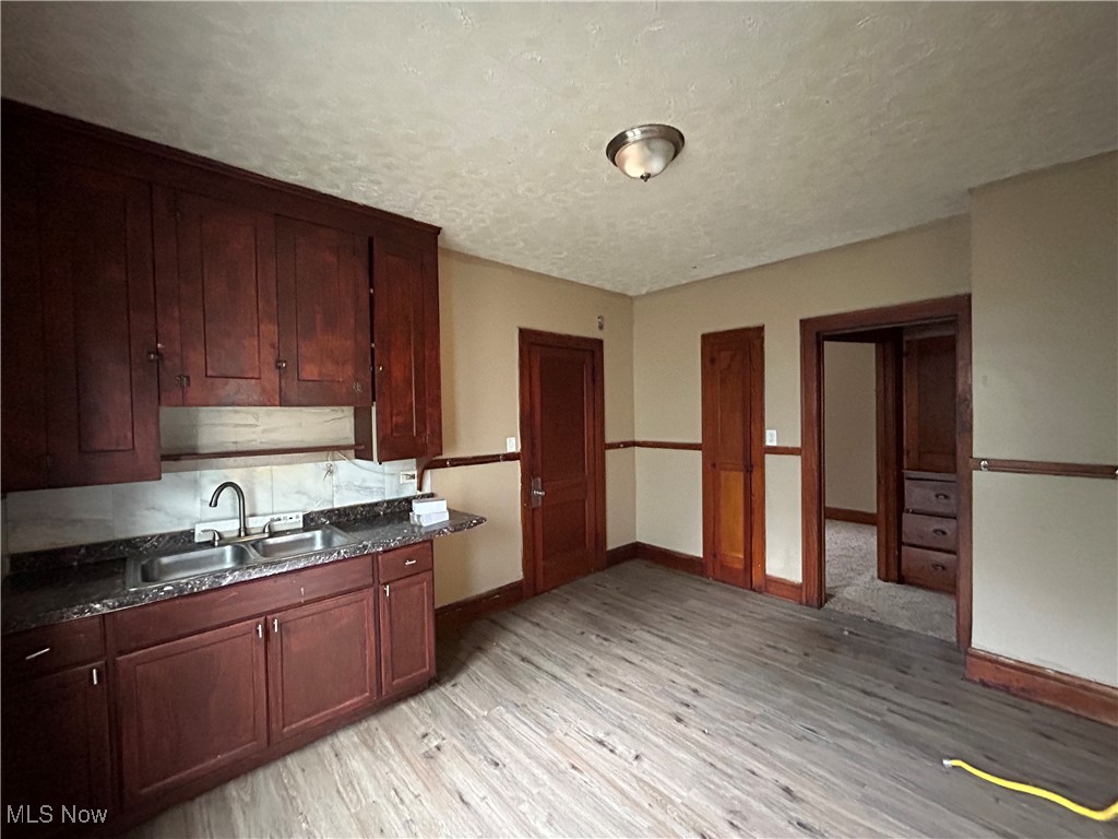 Miles-Harvard Park 02 - Residential Lease