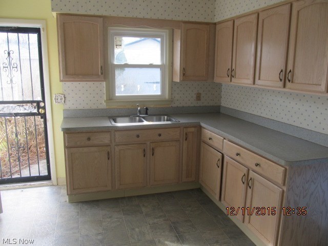 Union Realty Cos Randall Park - Residential