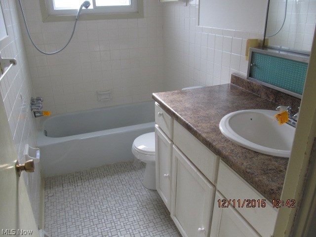 Union Realty Cos Randall Park - Residential