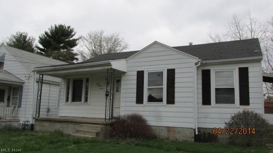 Attention investors and rehabbers!!!! Add you personal touch and build equity here with this single family ranch home that has lots of potential. This 2 bed 1 bath home offers a partially fenced in yard with off street parking, shingle roof, alum siding, central air, and gas heat.