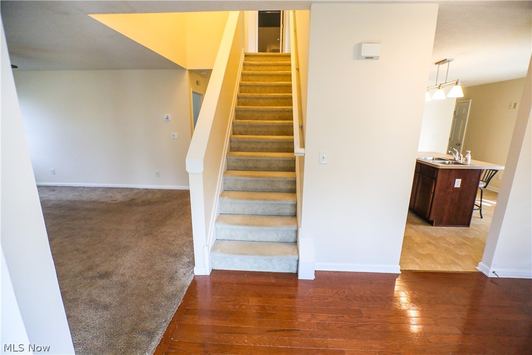 Macintosh Farms Condo 02 - Residential