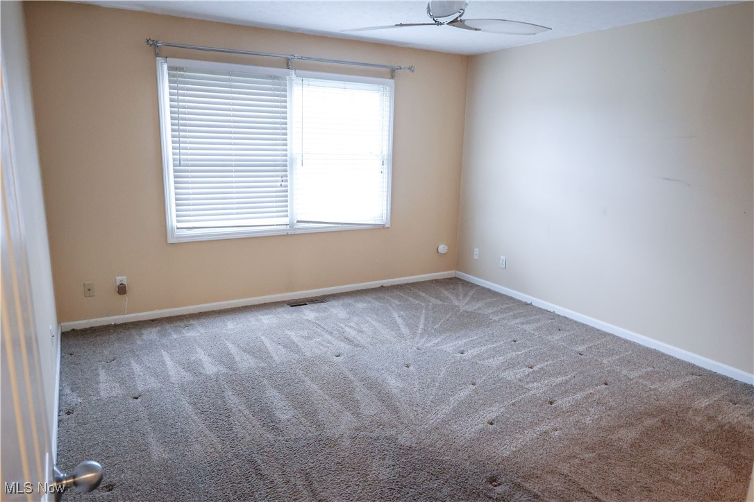 Macintosh Farms Condo 02 - Residential