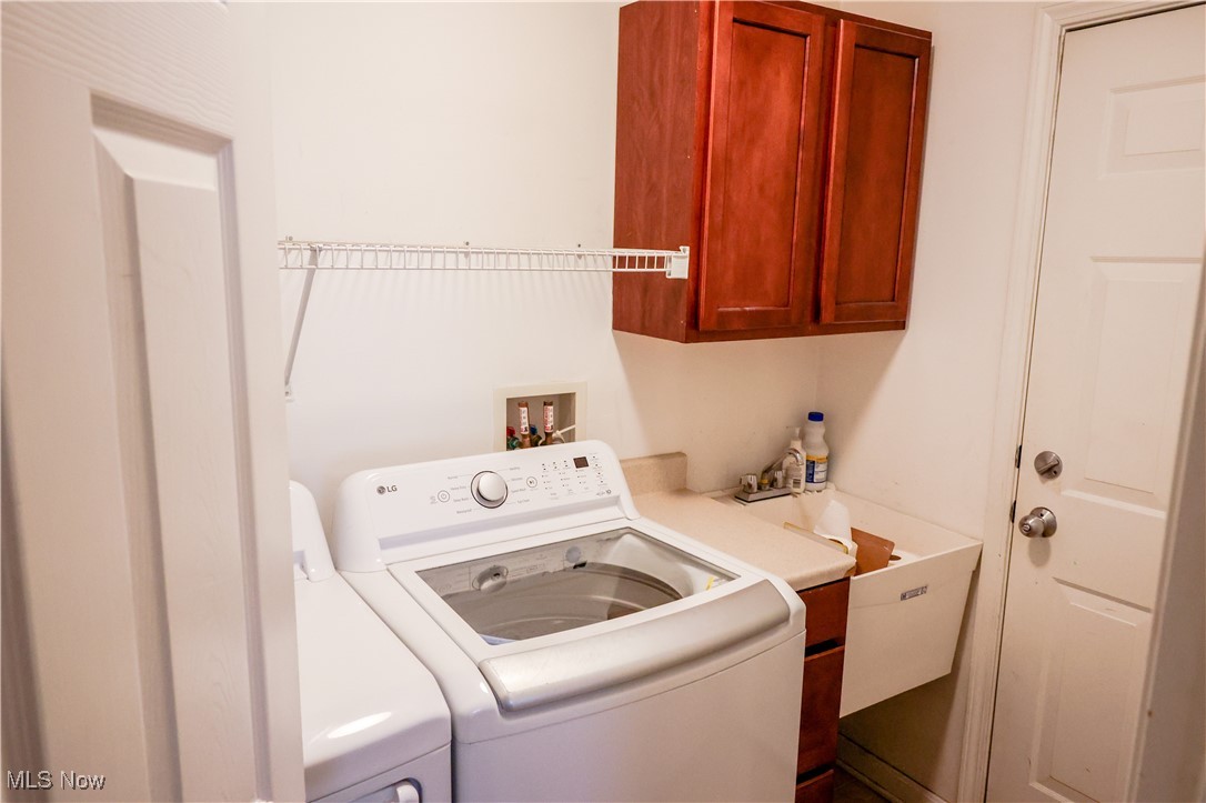 Macintosh Farms Condo 02 - Residential