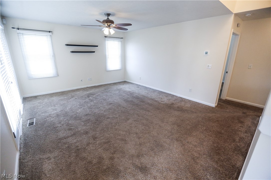 Macintosh Farms Condo 02 - Residential