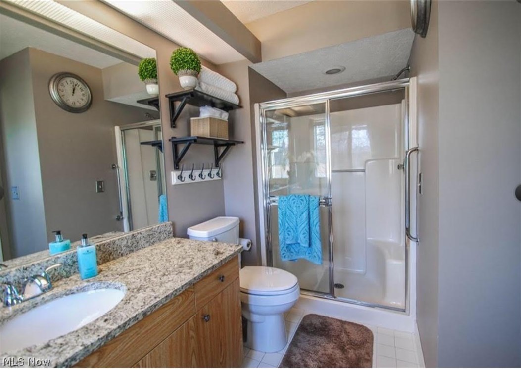 Lakes/Bay Lndg Condo 02 - Residential