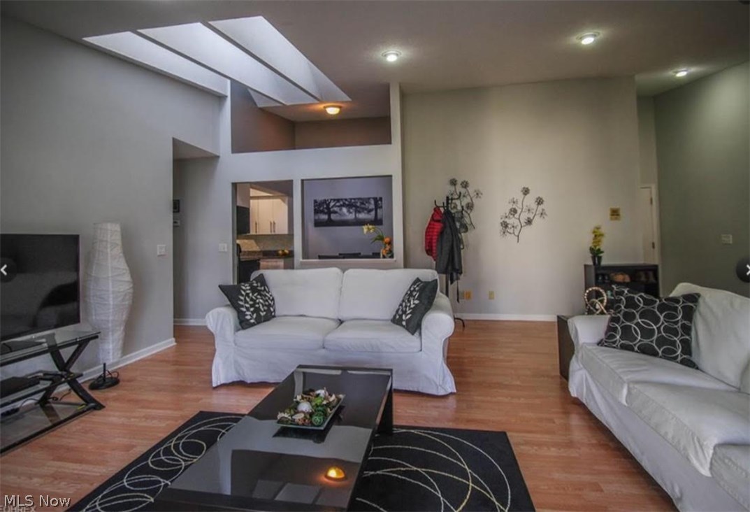 Lakes/Bay Lndg Condo 02 - Residential