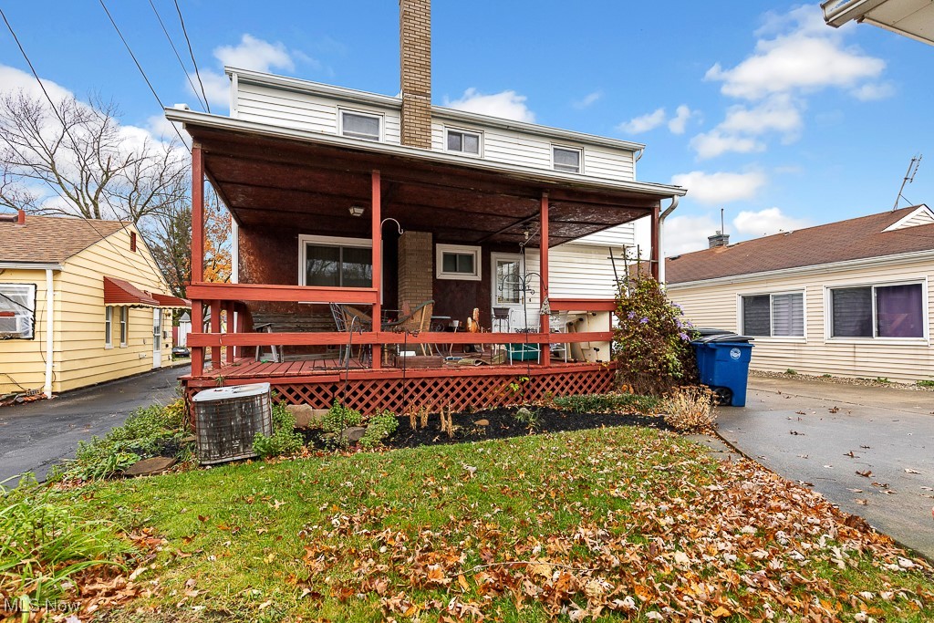 12317 Brookfield Avenue, Cleveland, Ohio image 17