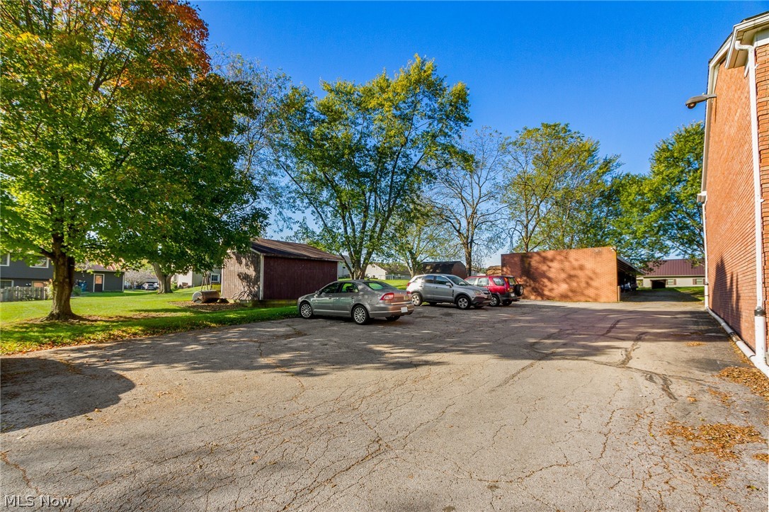 Williamsburg - Commercial Sale