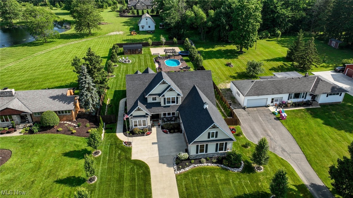 George & Julianna Tanski - Residential