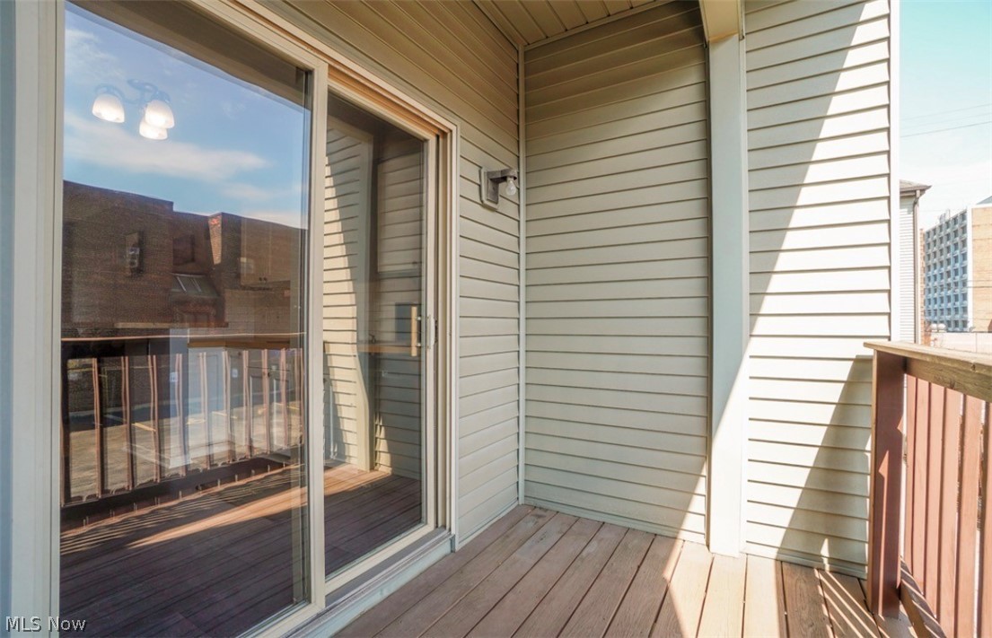 Montana Tnwhse Dev - Residential