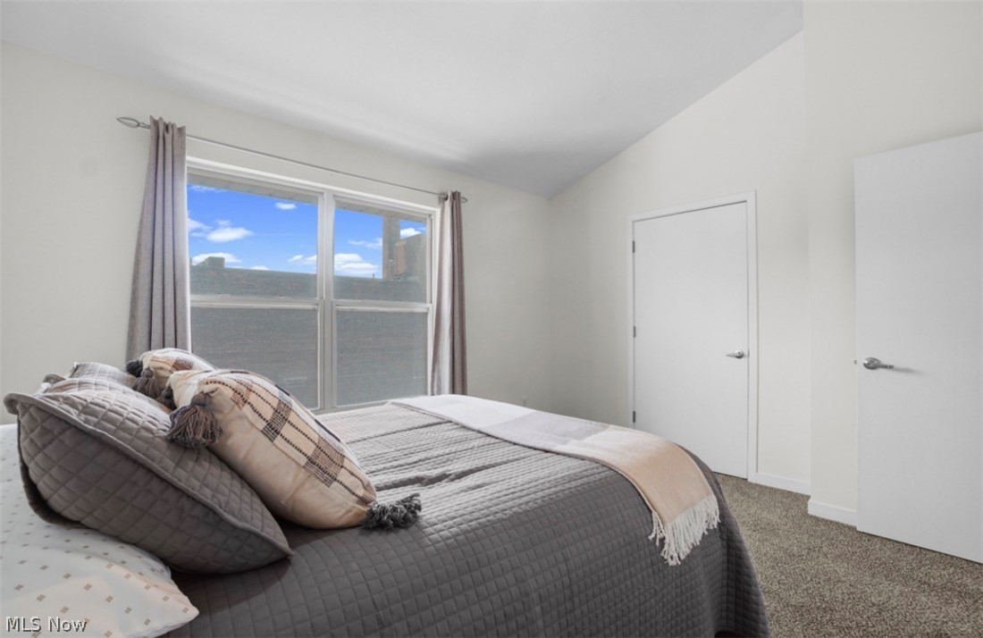 Montana Tnwhse Dev - Residential