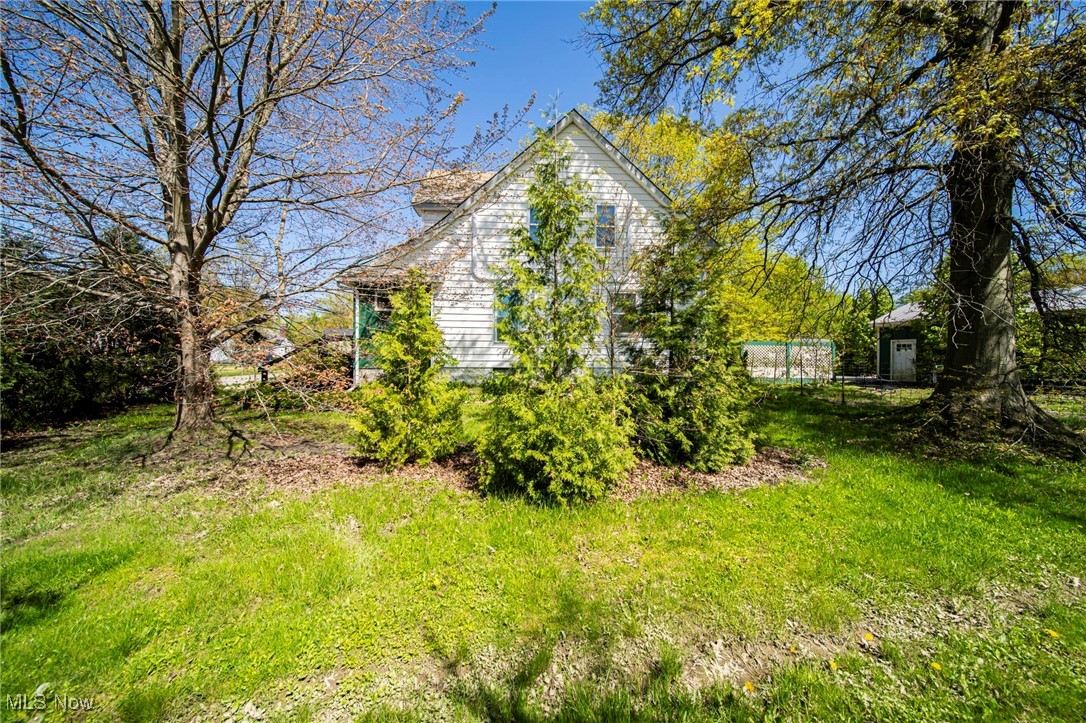 2226 W 13th Street, Ashtabula, Ohio image 9