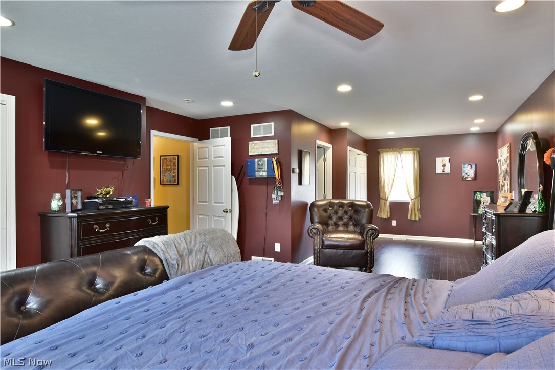 Hill Side 6 - Residential