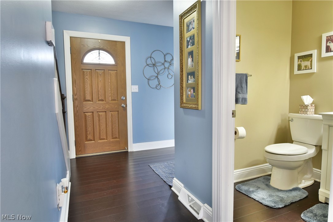 Hill Side 6 - Residential