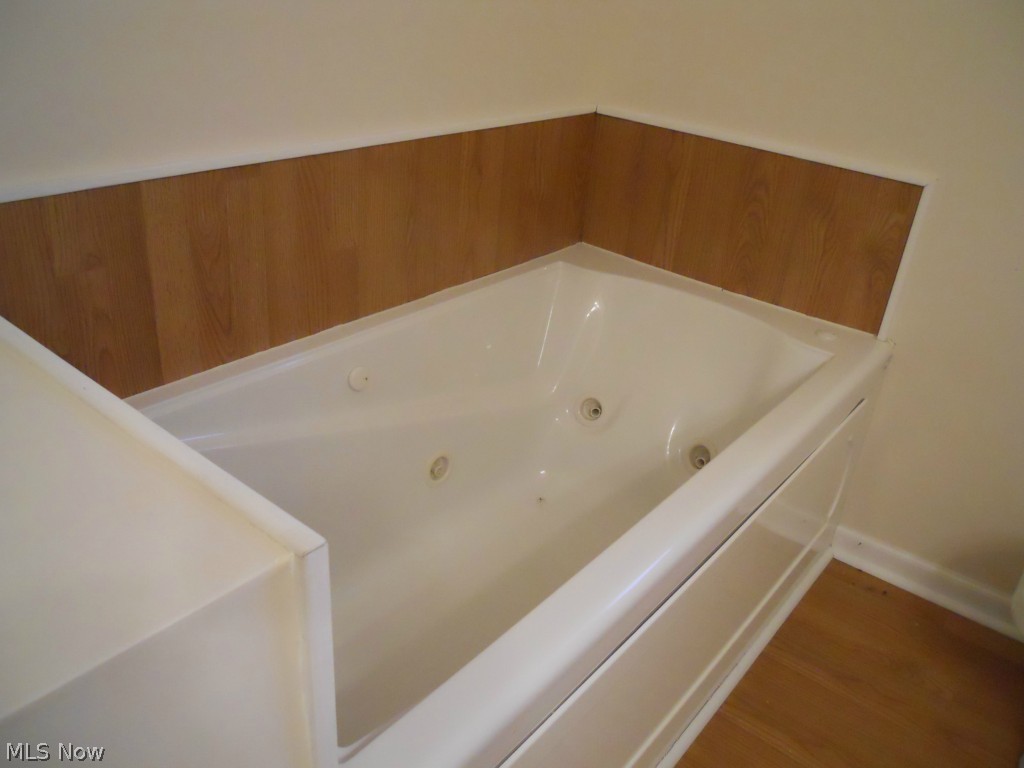 Suburban Heights 01 - Residential