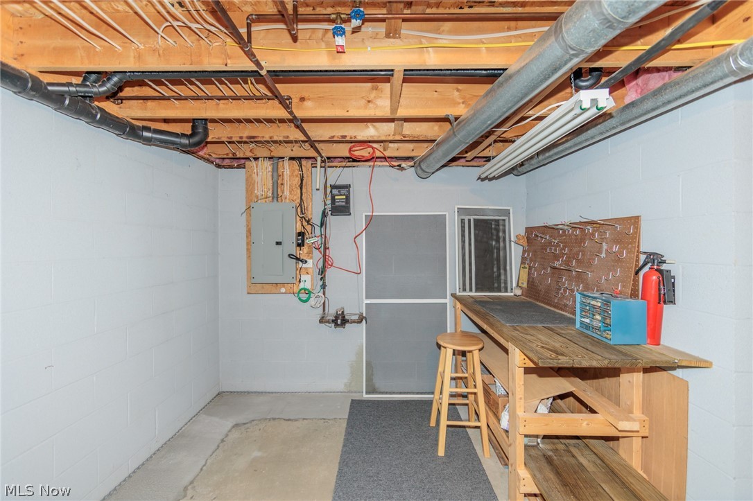 Woodbury Condo - Residential