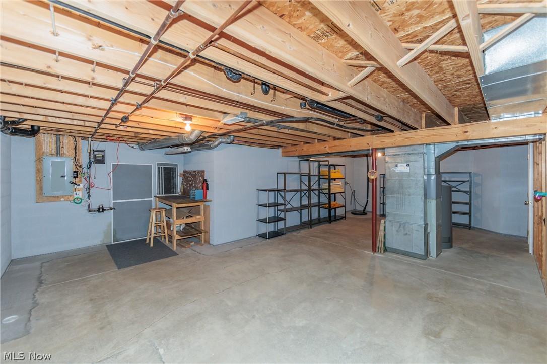 Woodbury Condo - Residential