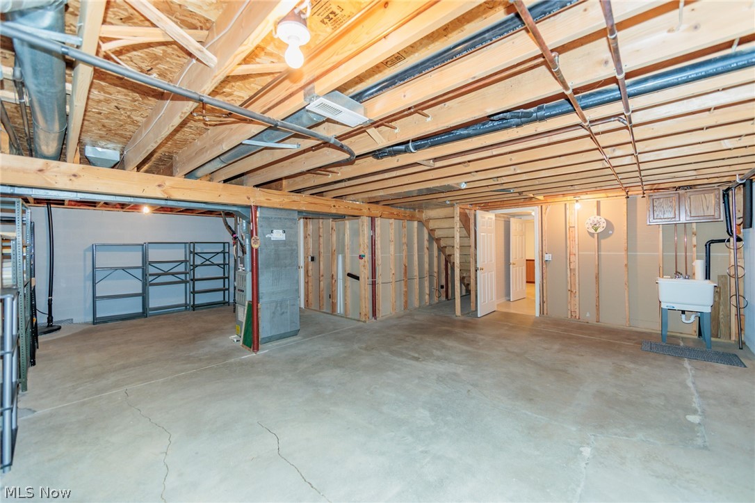 Woodbury Condo - Residential