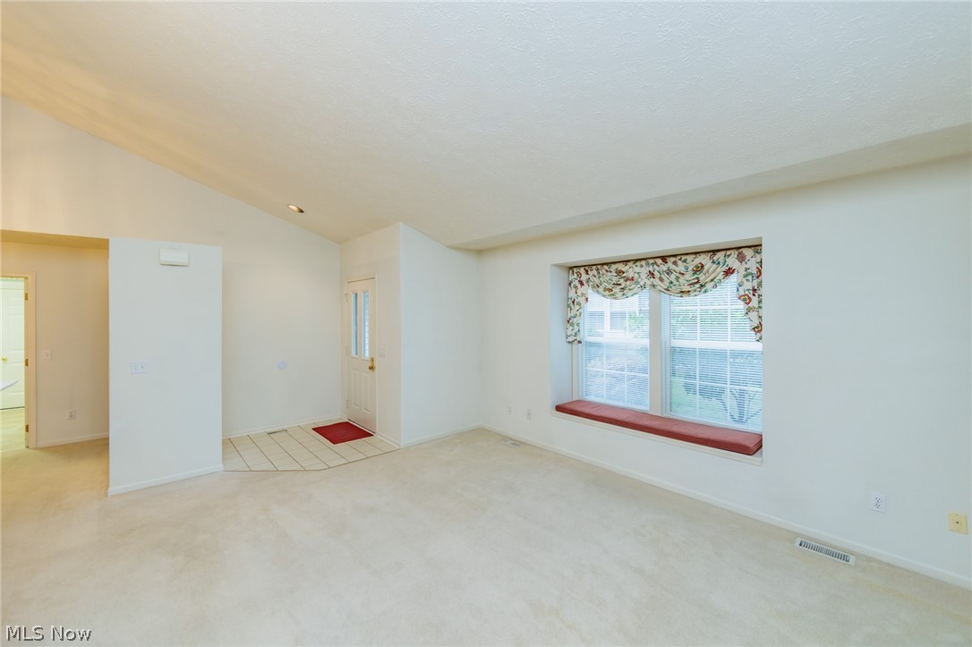 Woodbury Condo - Residential