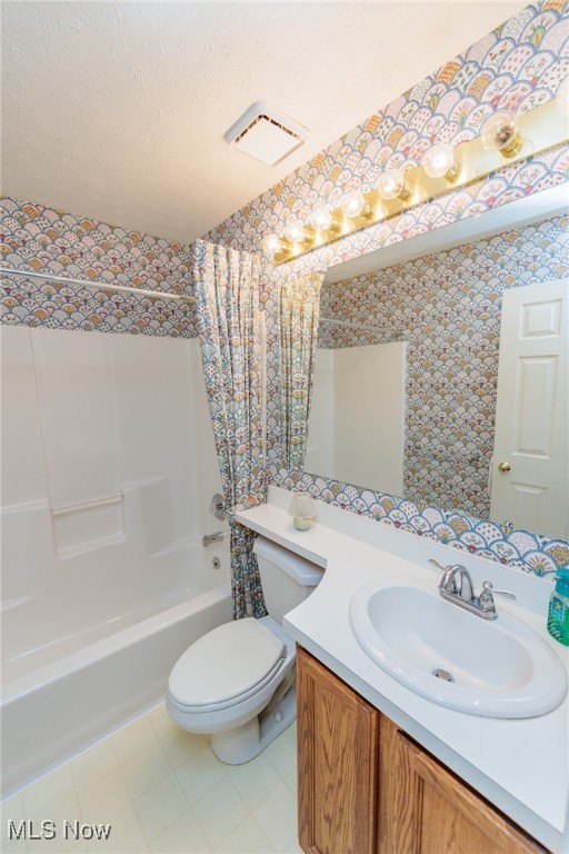 Woodbury Condo - Residential