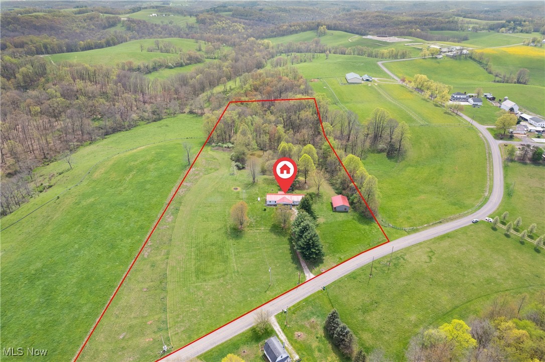 2088 Antigua Road, Carrollton, Ohio image 3
